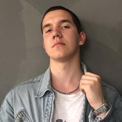 Антон Колесников