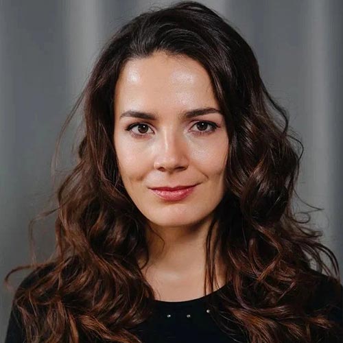 Анастасия Лахтина